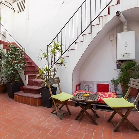 Monlau 12 * برشلونة